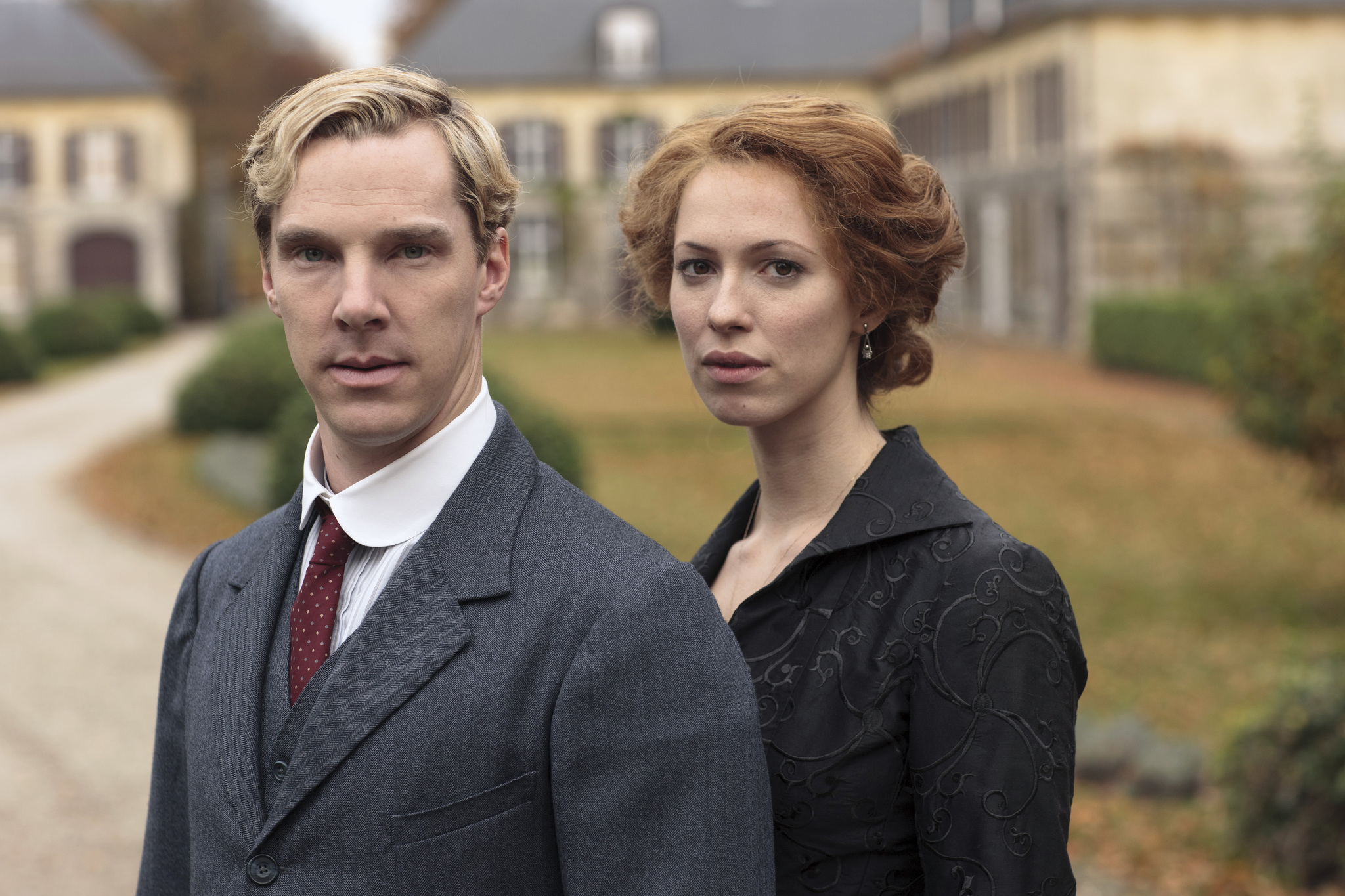 Still of Rebecca Hall and Benedict Cumberbatch in Parade's End (2012)
