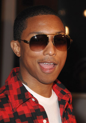 Pharrell Williams at event of Greiti ir Isiute 4 (2009)