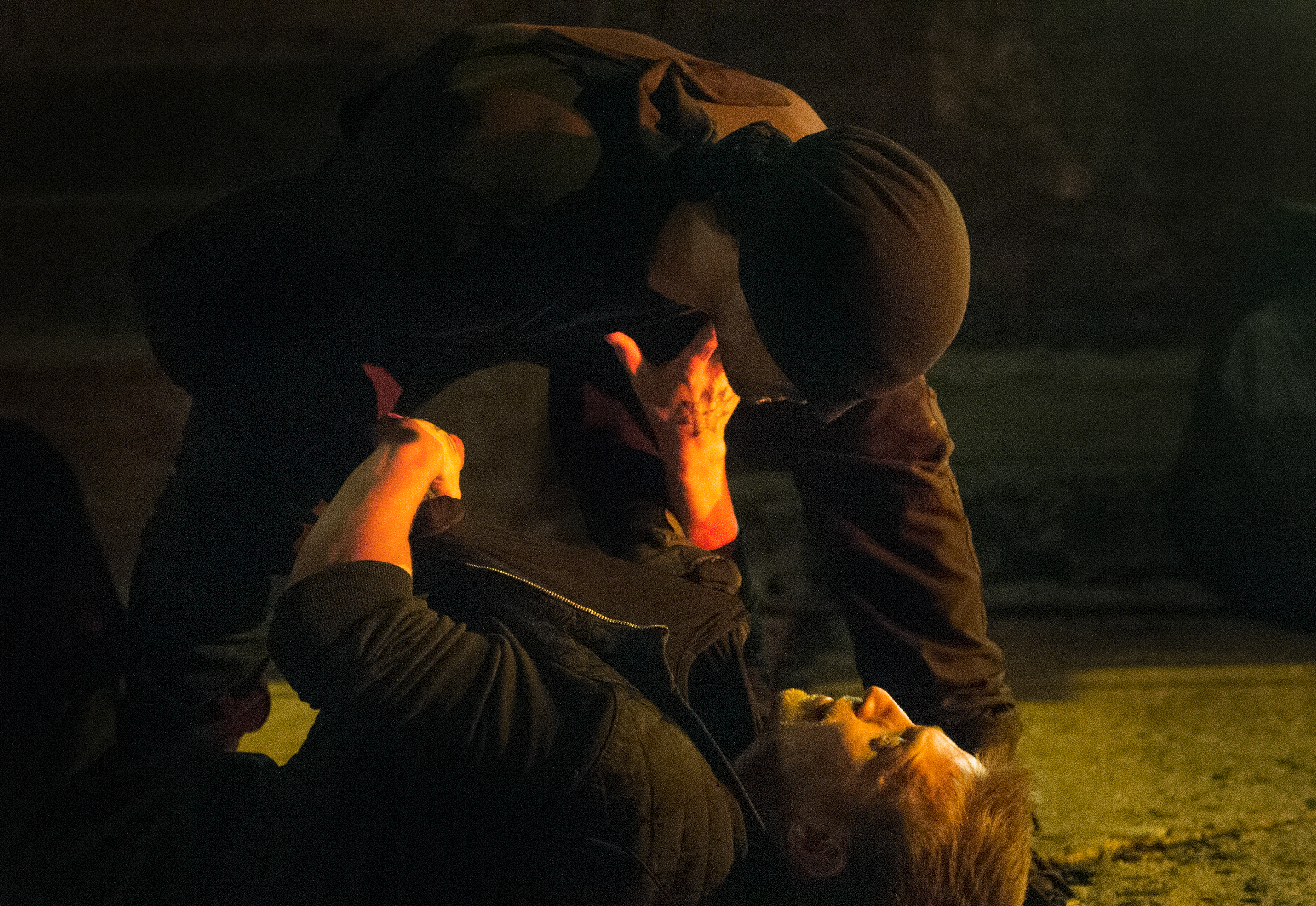 Still of Charlie Cox and Paul Mann in Daredevil (2015)