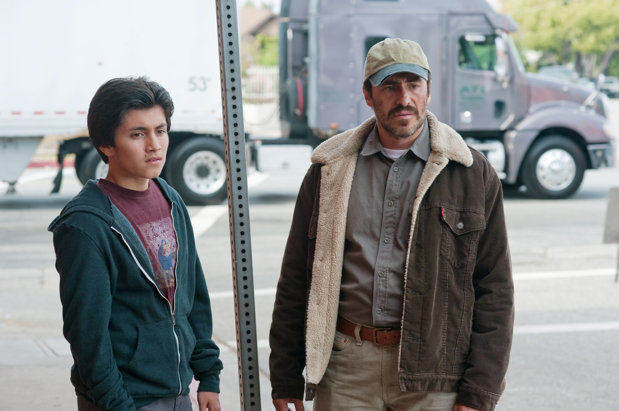 Still of Demian Bichir and José Julián in A Better Life (2011)