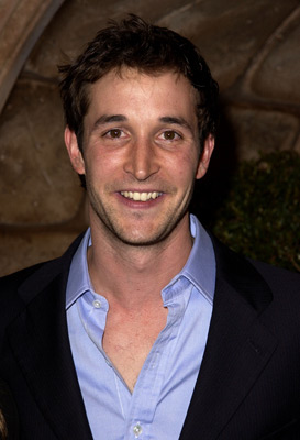 Noah Wyle at event of Haris Poteris ir isminties akmuo (2001)