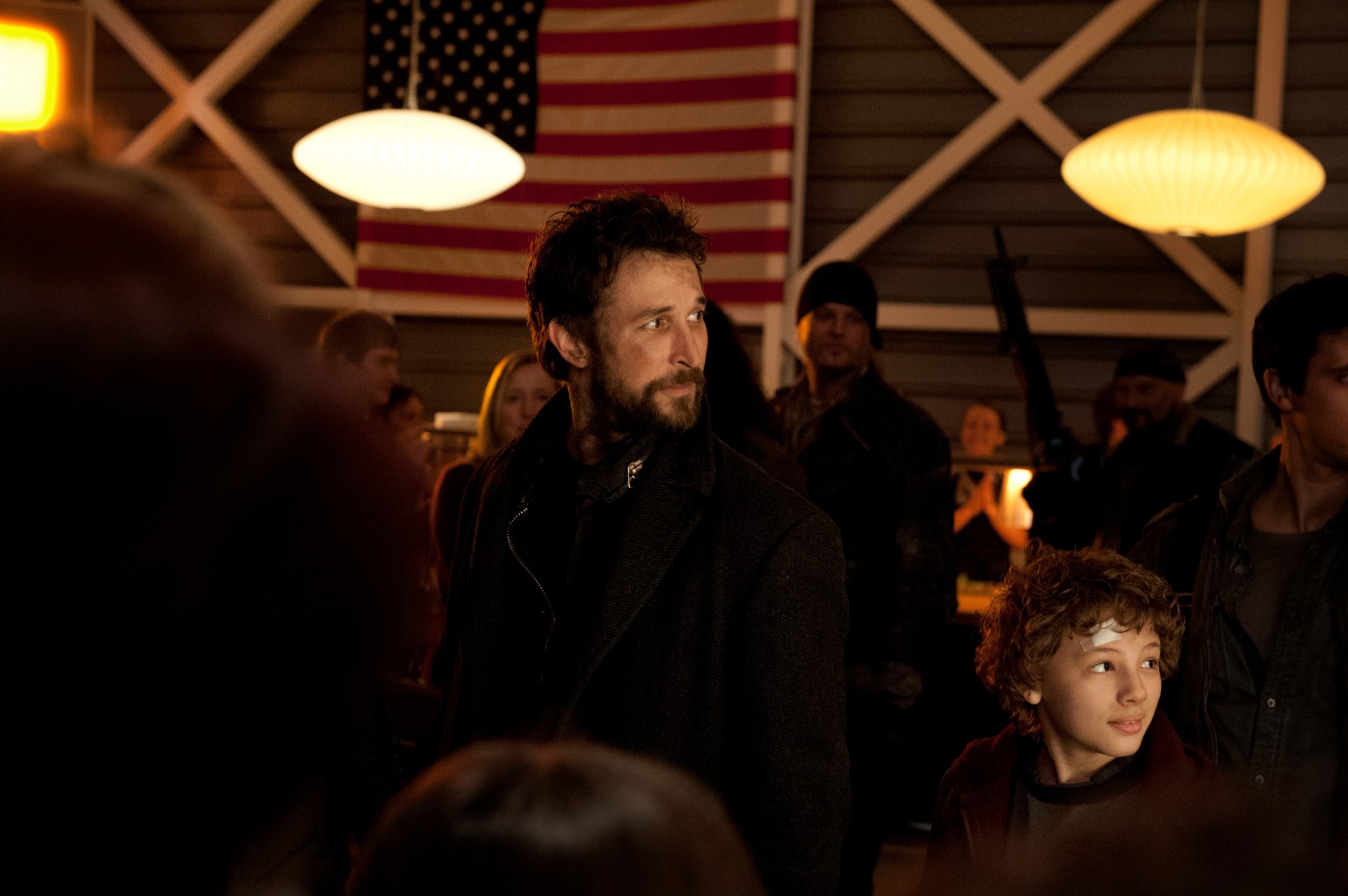 Still of Noah Wyle in Krentantis dangus (2011)