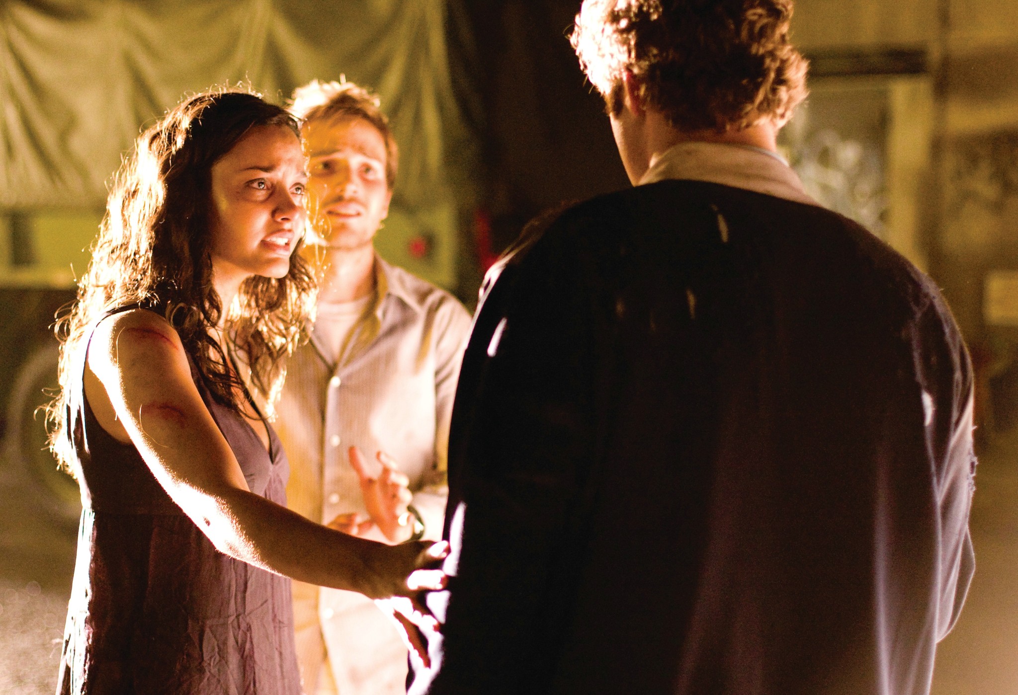 Still of Jessica Lucas and Michael Stahl-David in Projektas MONSTRAS (2008)