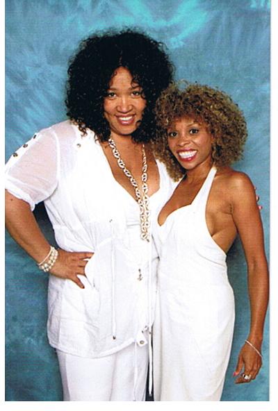 2009 All White Affair Comedian/Actor Kim with Annette