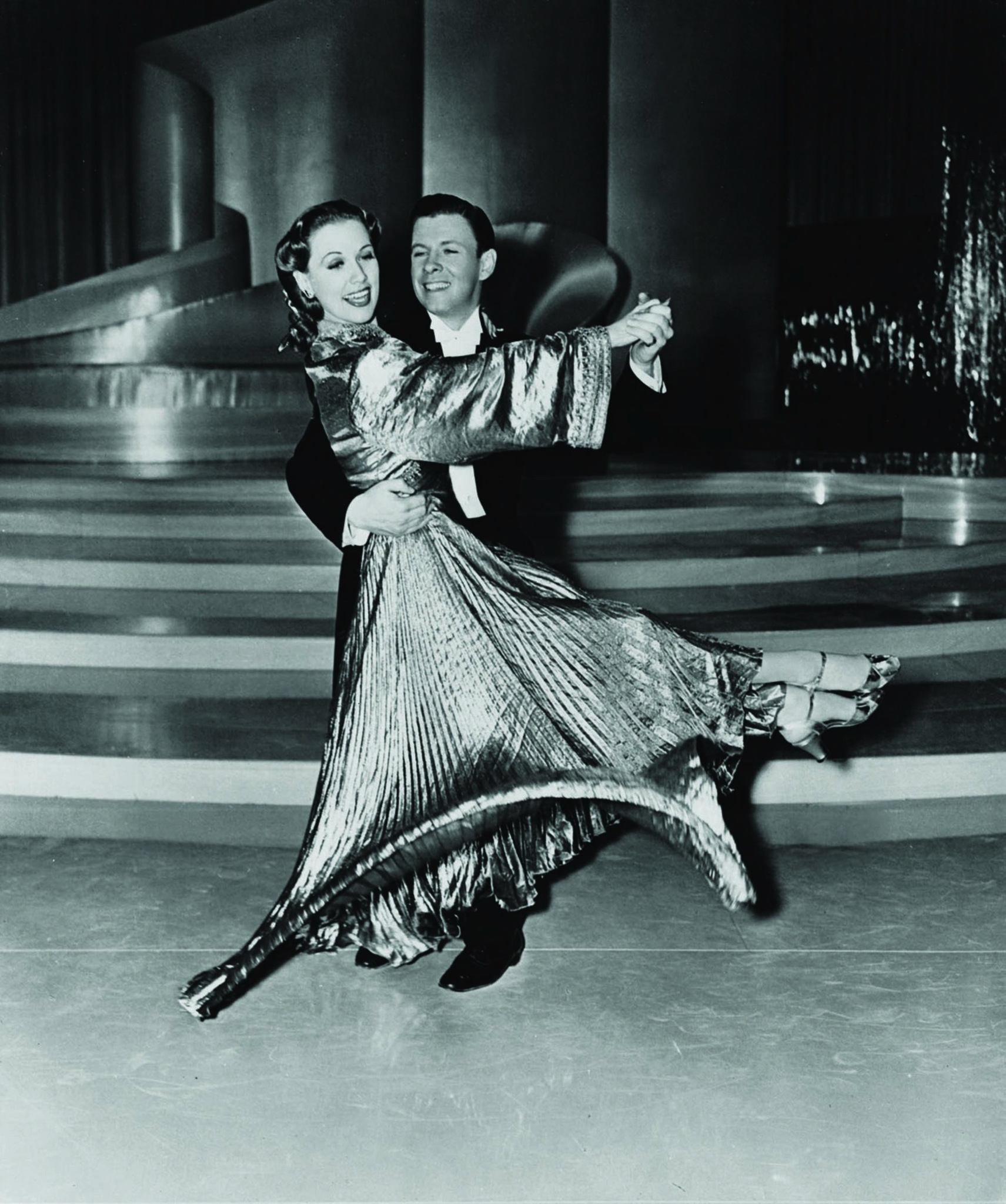 Still of Eleanor Powell and George Murphy in Broadway Melody of 1940 (1940)