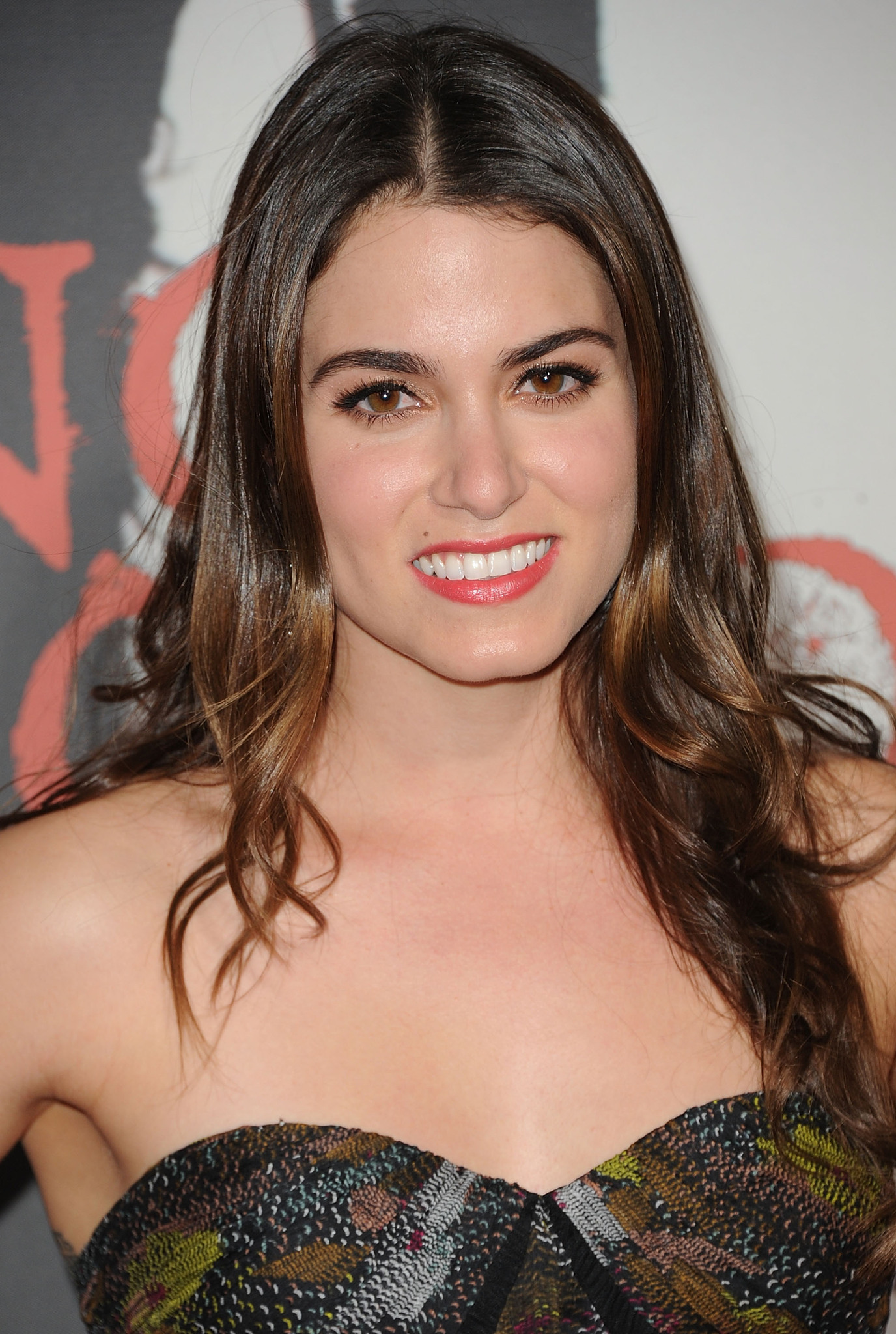 Nikki Reed at event of Raudonkepuraite (2011)