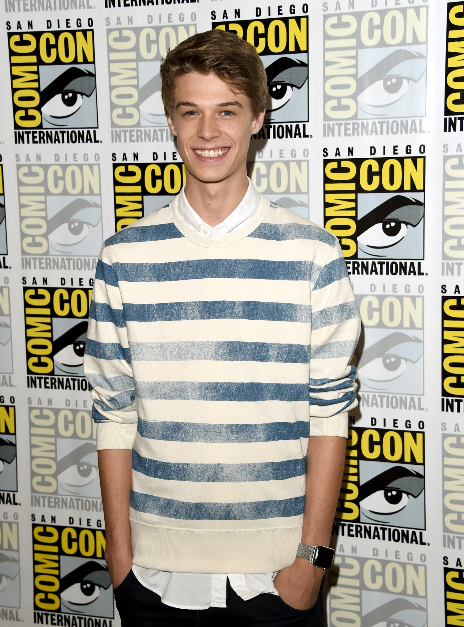 Colin Ford at event of Under the Dome (2013)