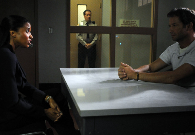 Still of Renée Elise Goldsberry and James Purefoy in The Following (2013)