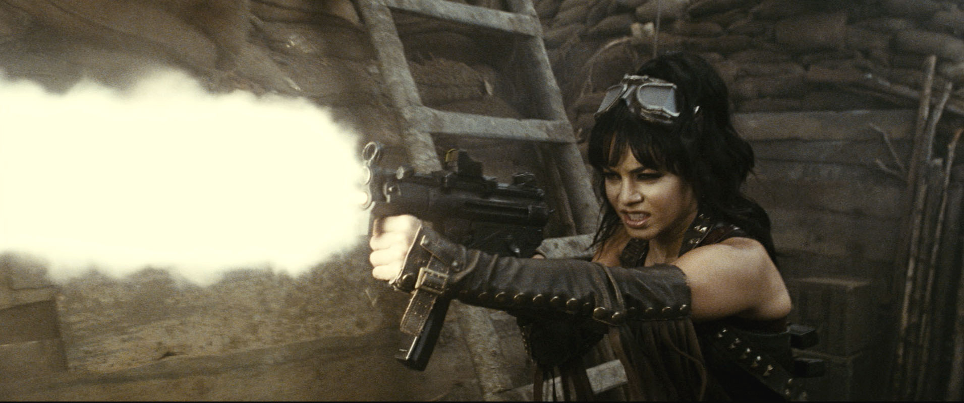 Still of Vanessa Hudgens in Nelauktas smugis (2011)