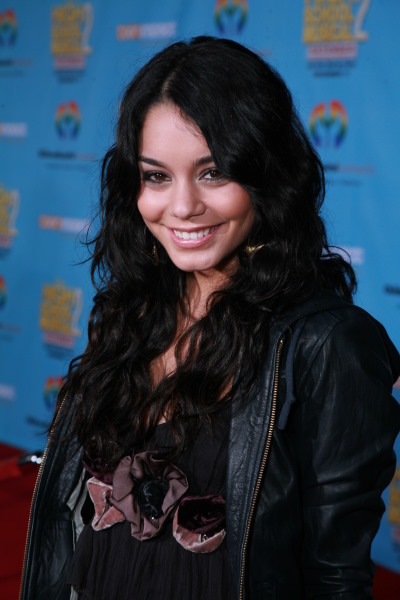 Vanessa Hudgens at event of High School Musical 2 (2007)