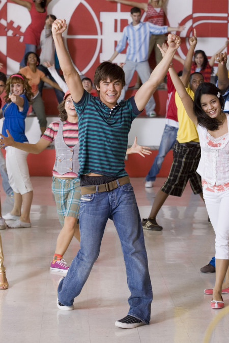 Still of Vanessa Hudgens and Zac Efron in High School Musical 2 (2007)
