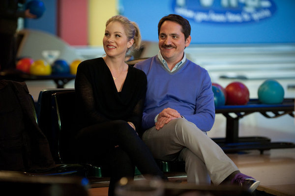 Still of Christina Applegate and Ben Falcone in Up All Night (2011)