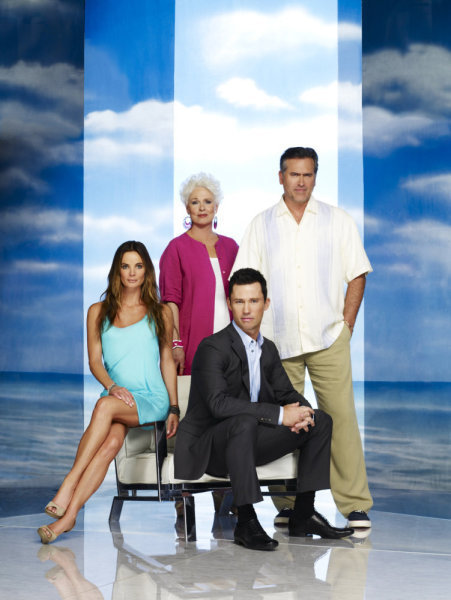 Still of Gabrielle Anwar, Sharon Gless, Bruce Campbell and Jeffrey Donovan in Vilko bilietas (2007)