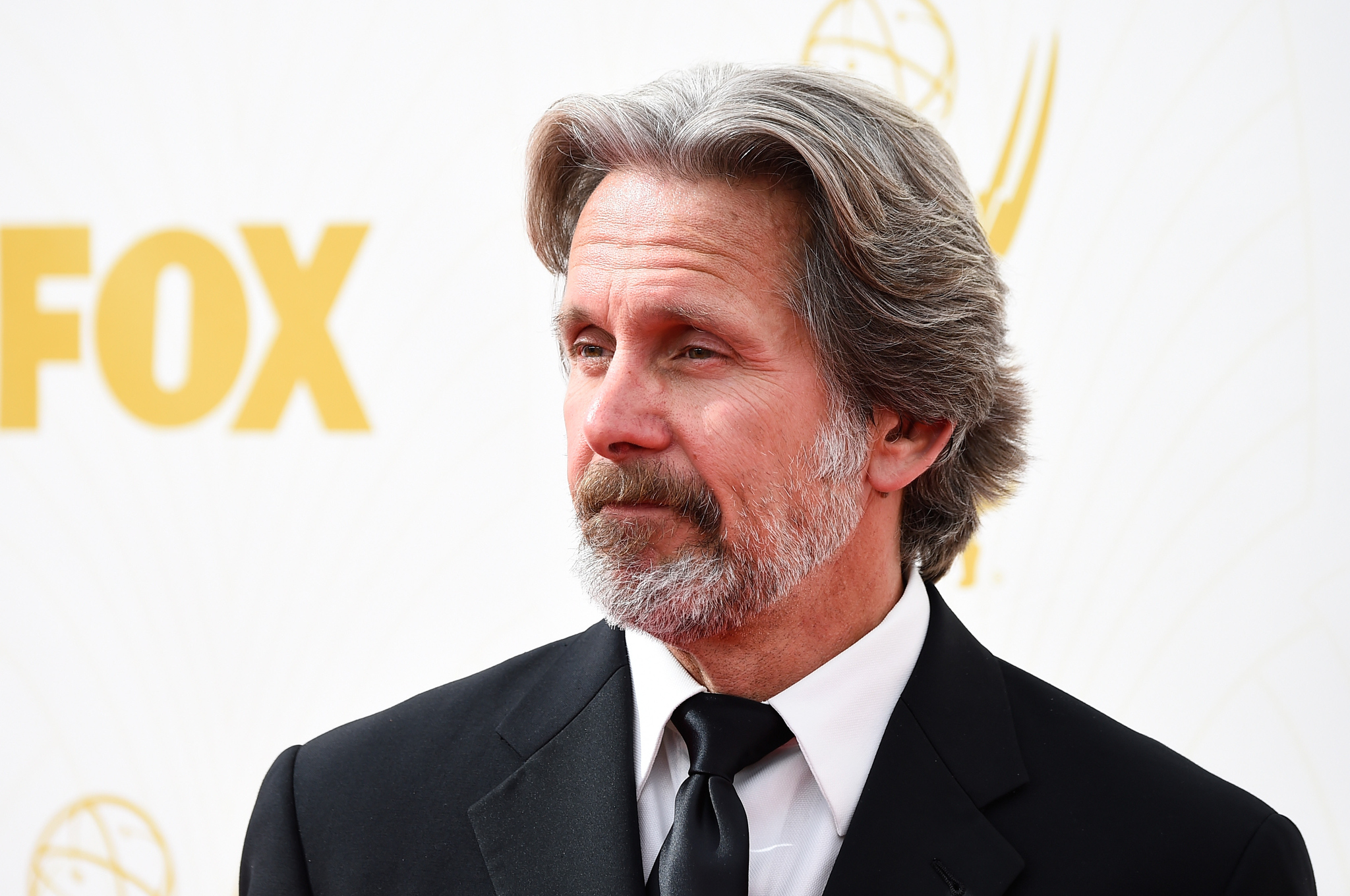 Gary Cole at event of The 67th Primetime Emmy Awards (2015)