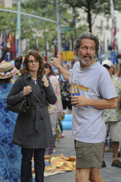 Still of Gary Cole and Tina Fey in 30 Rock (2006)
