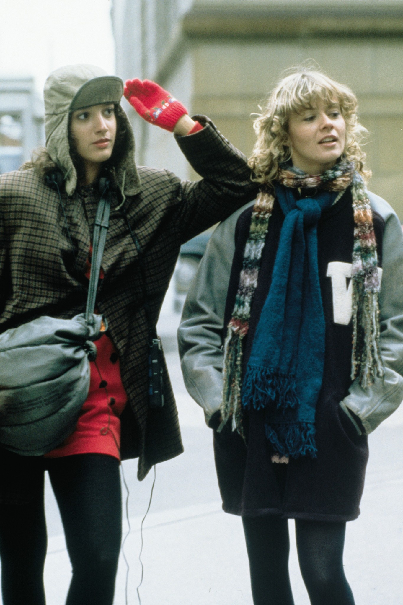 Still of Jennifer Beals and Sunny Johnson in Flashdance (1983)