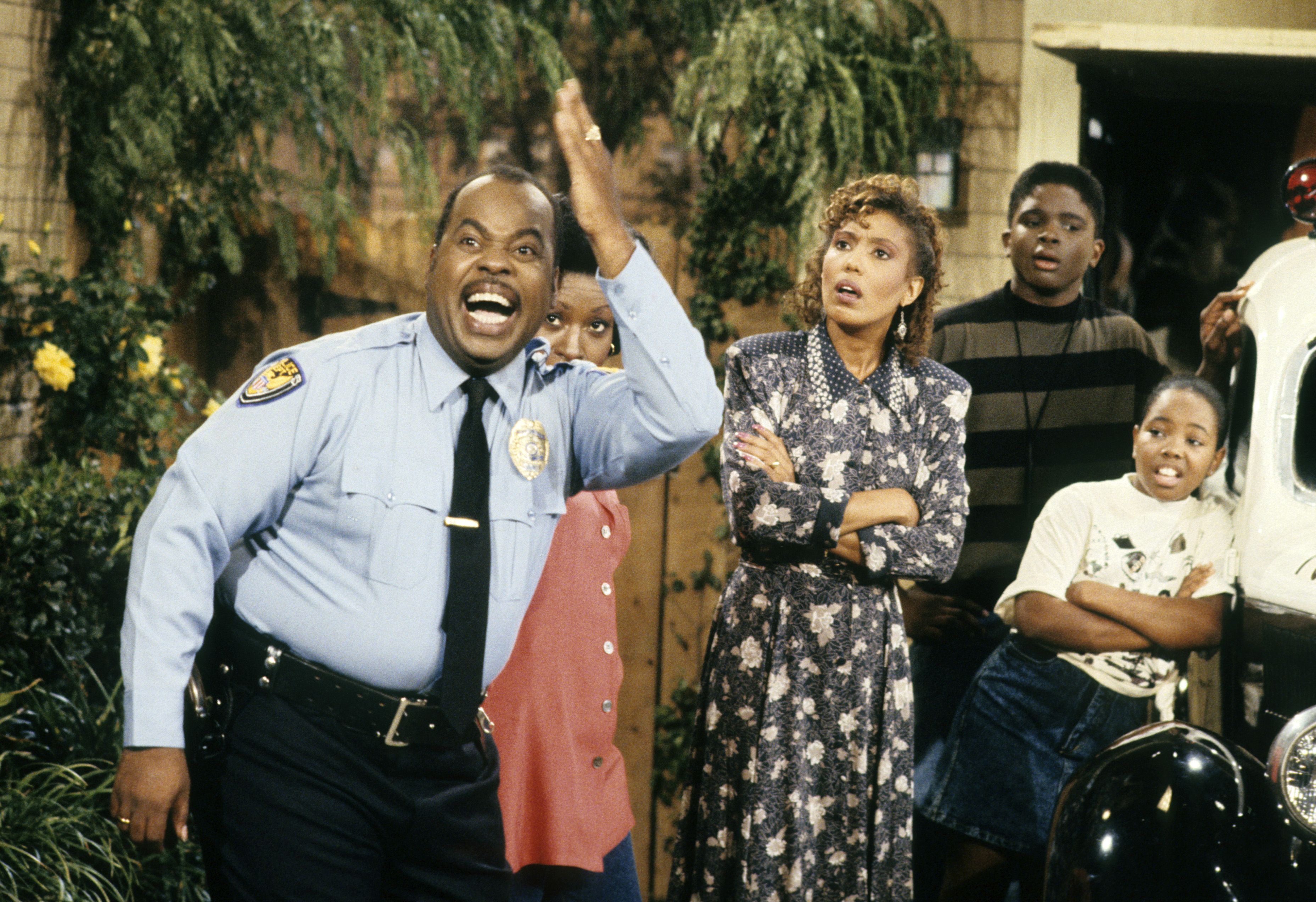 Still of Reginald VelJohnson, Telma Hopkins, Darius McCrary, Jo Marie Payton and Kellie Shanygne Williams in Family Matters (1989)