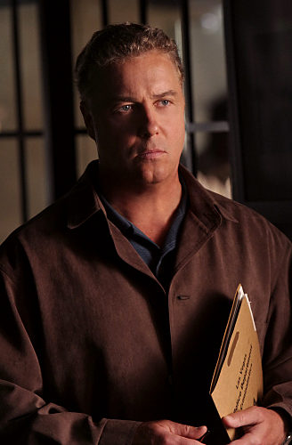 Still of William Petersen in CSI kriminalistai (2000)