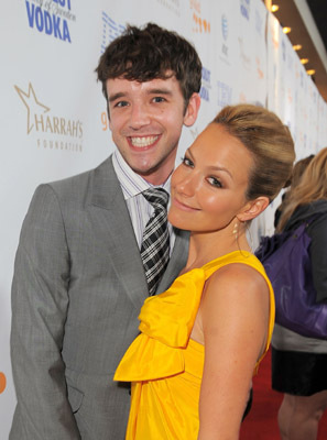 Becki Newton and Michael Urie