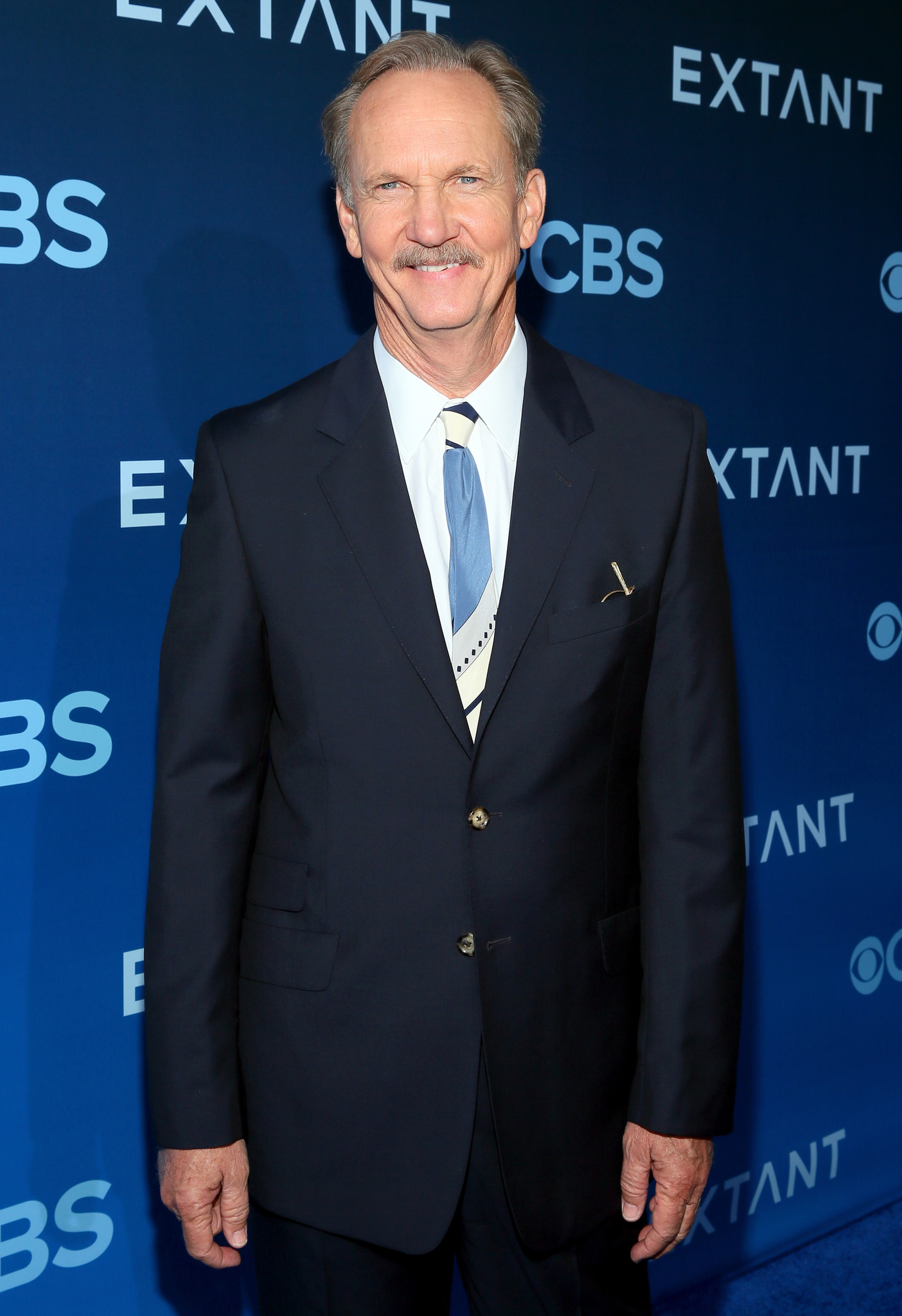 Michael O'Neill at event of Extant (2014)