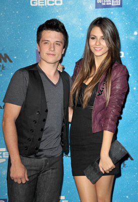 Josh Hutcherson and Victoria Justice at event of Scream Awards 2009 (2009)