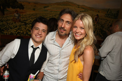 Brendan Fraser, Eric Brevig and Josh Hutcherson at event of Journey to the Center of the Earth (2008)