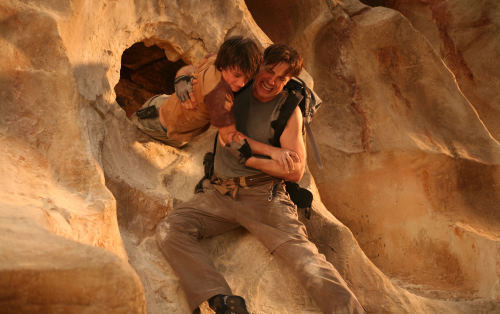 Still of Brendan Fraser and Josh Hutcherson in Journey to the Center of the Earth (2008)