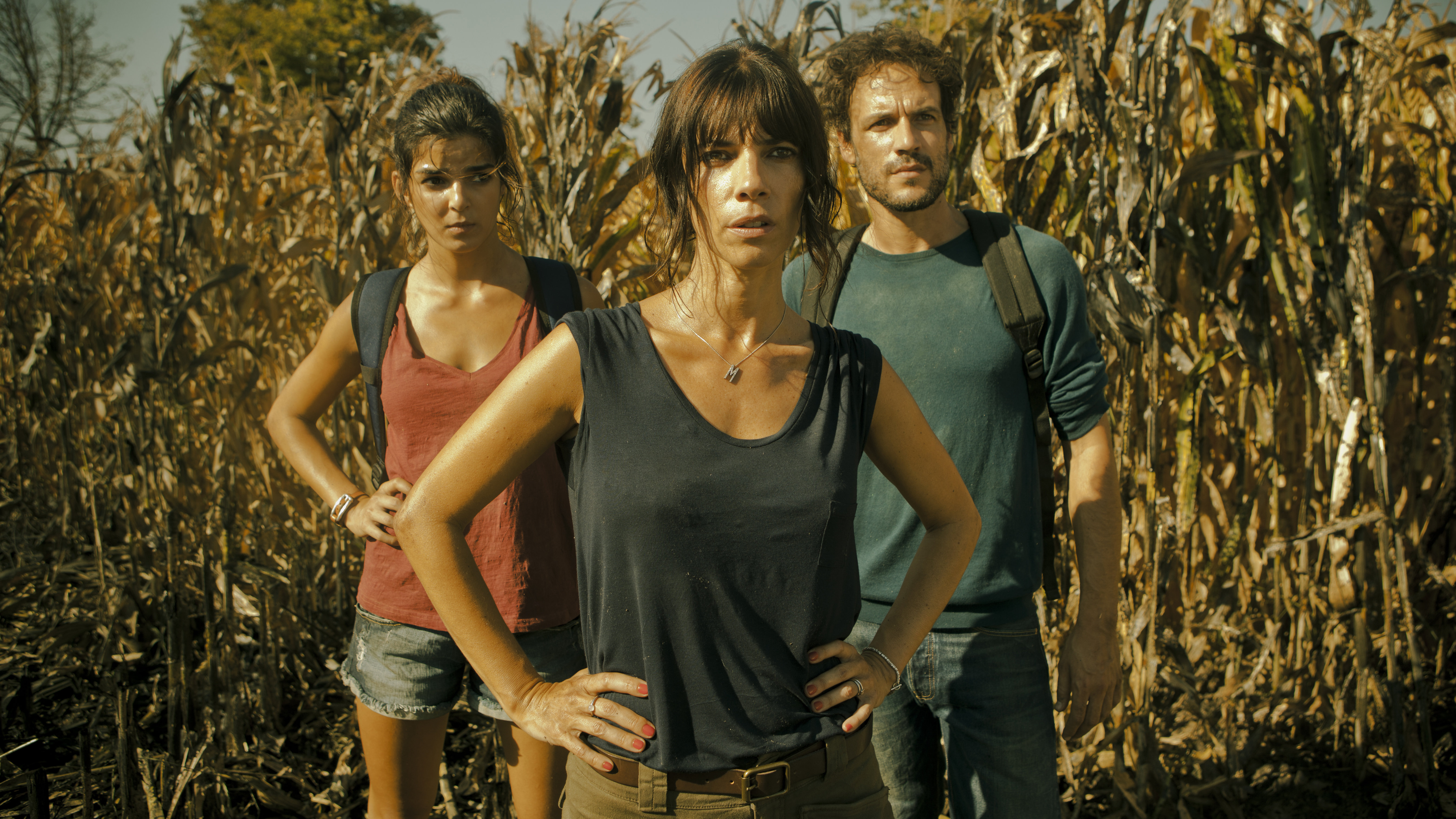 Maribel Verdú, Clara Lago and Daniel Grao in Fin (2012)