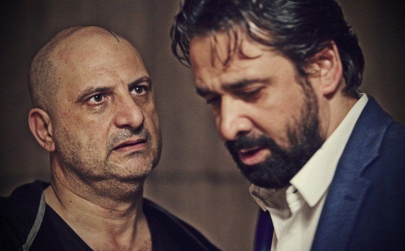 Still of Khaled El Sawy and Karim Abdel Aziz in The Blue Elephant (2014)