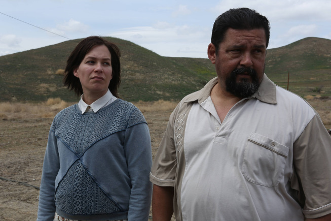 Still of Franka Potente and Alejandro Patiño in The Bridge (2013)