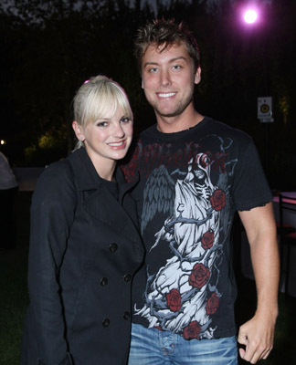 Lance Bass and Anna Faris