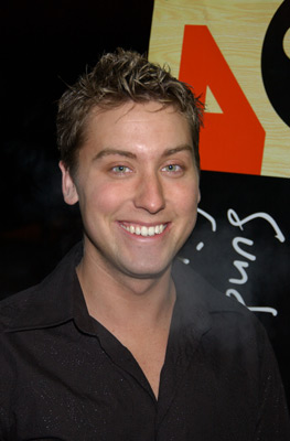 Lance Bass at event of Employee of the Month (2004)