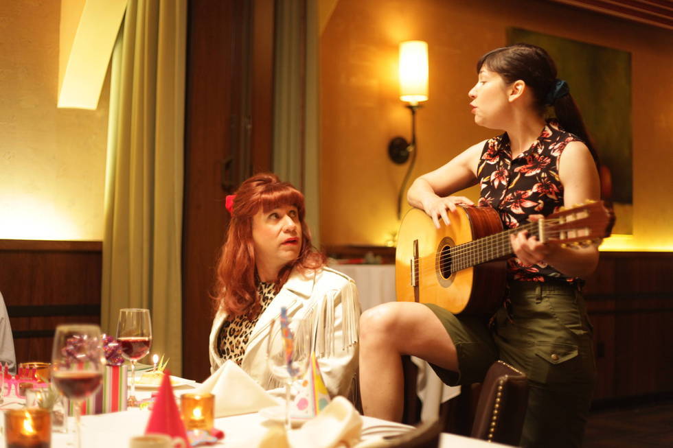 Still of Fred Armisen and Carrie Brownstein in Portlandia (2011)