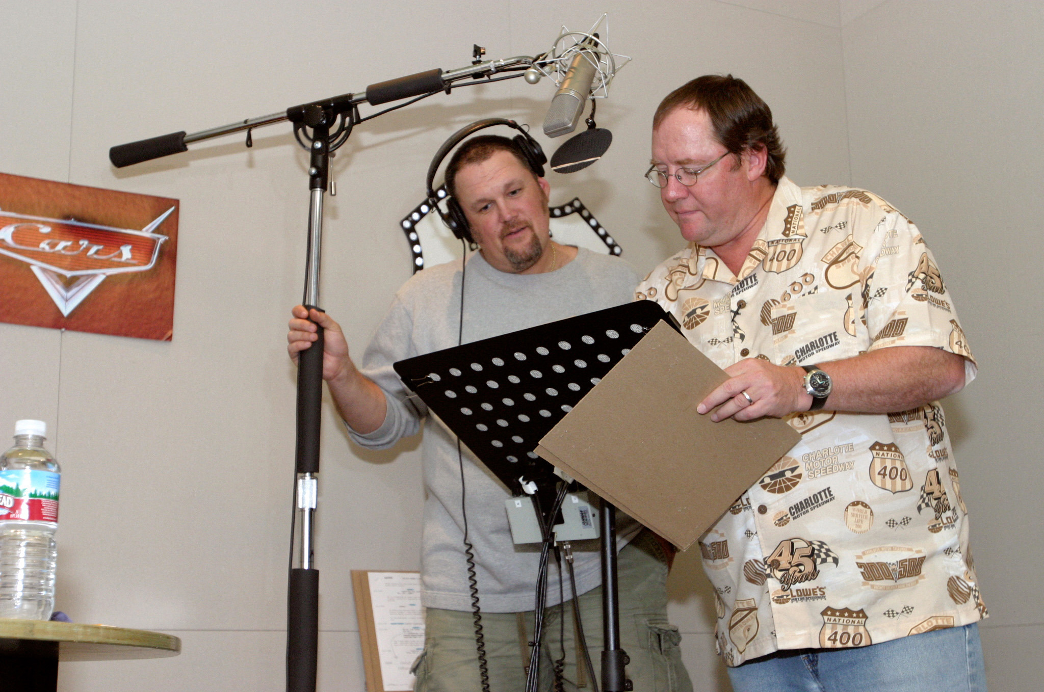 Still of John Lasseter and Larry the Cable Guy in Ratai (2006)