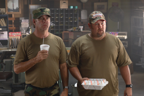 Still of Bill Engvall and Larry the Cable Guy in Operacija 'Delta farsas' (2007)