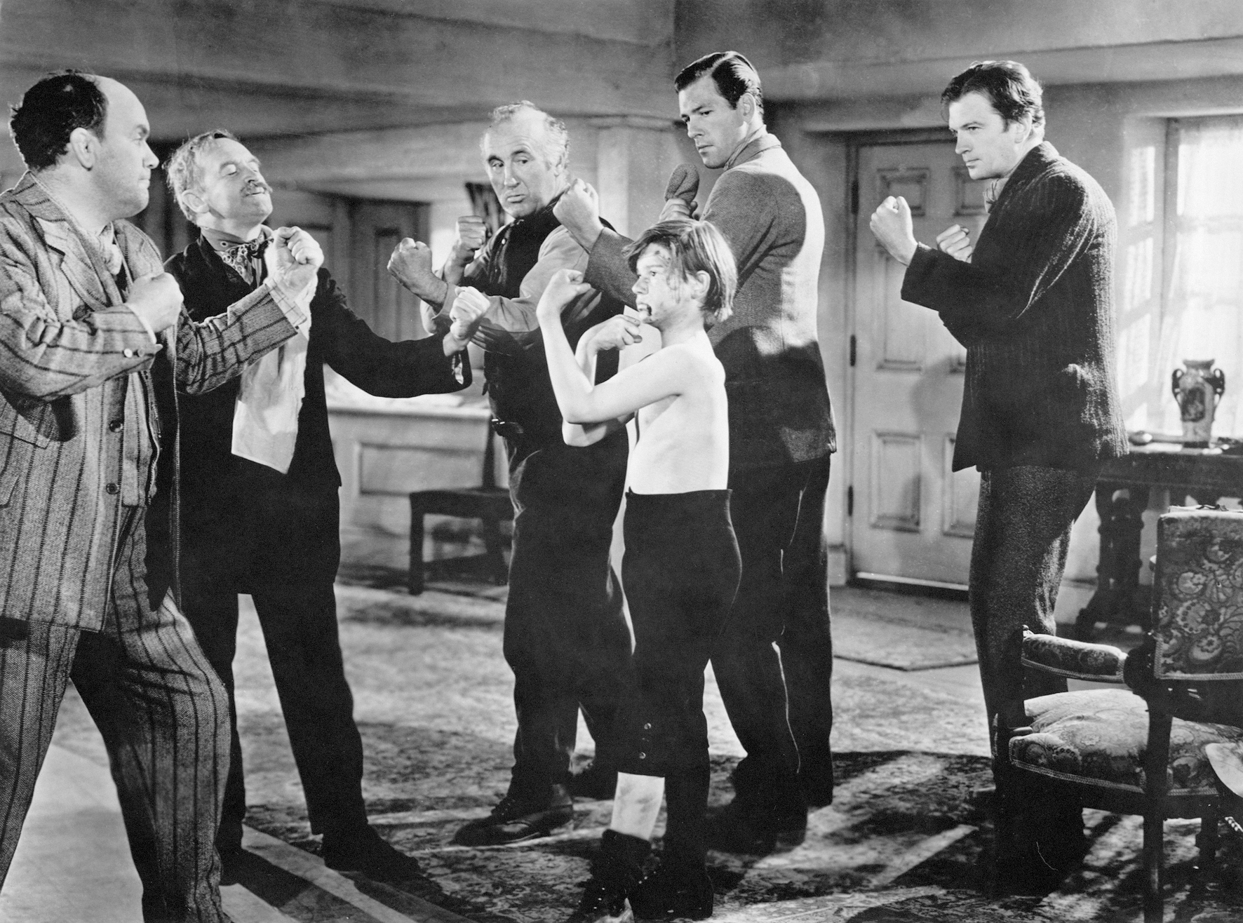Still of Roddy McDowall, Donald Crisp, Barry Fitzgerald, Patric Knowles, John Loder and Rhys Williams in How Green Was My Valley (1941)