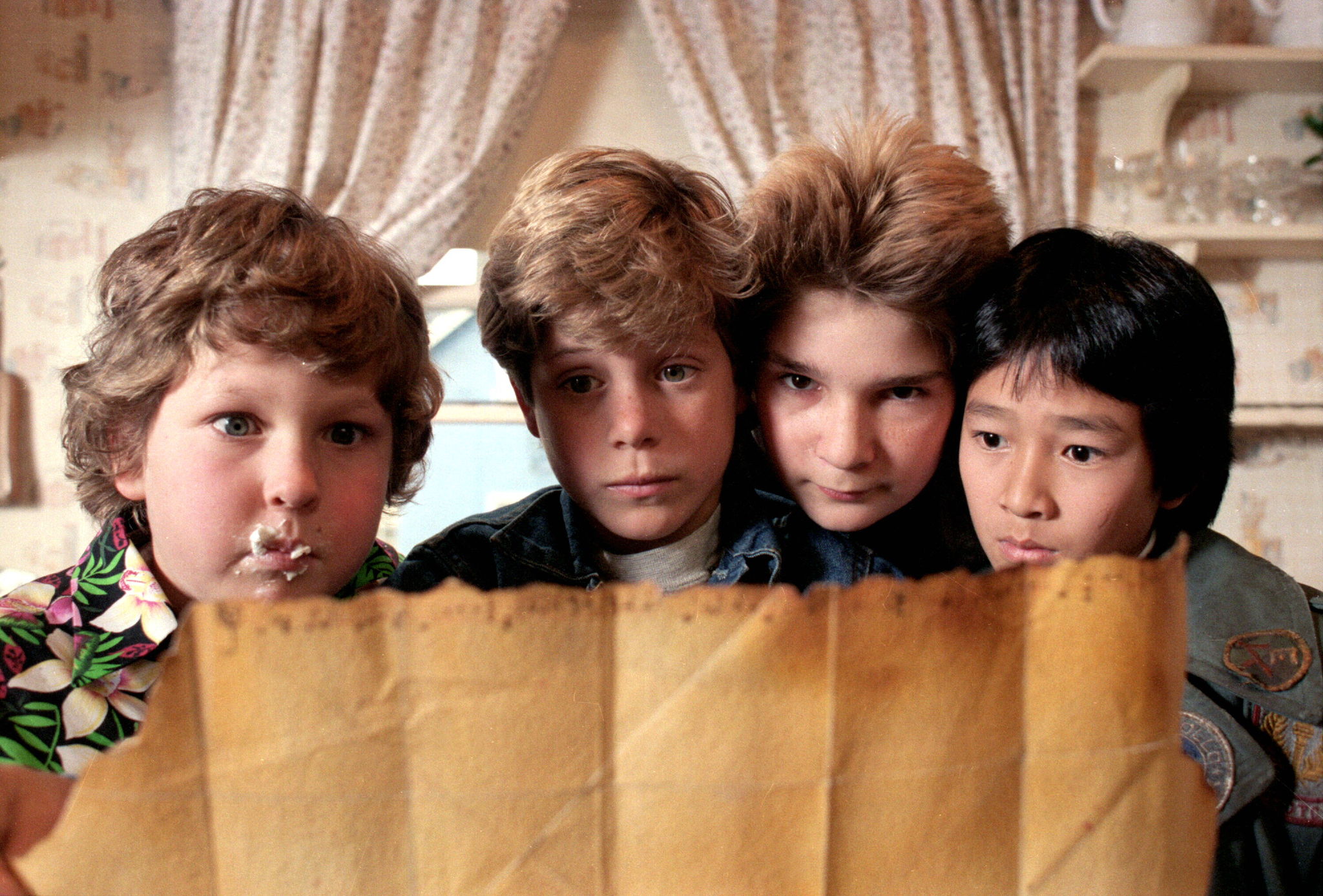 Still of Sean Astin, Corey Feldman, Jeff Cohen and Jonathan Ke Quan in The Goonies (1985)