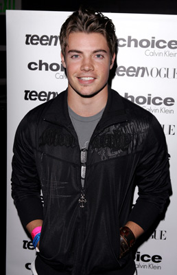 Josh Henderson