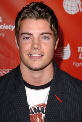 Josh Henderson