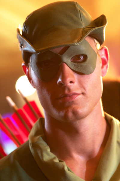 Justin Hartley in Smallville (2001)