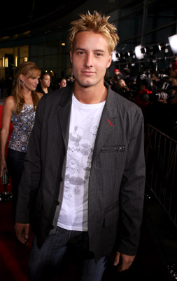 Justin Hartley at event of American Dreamz (2006)