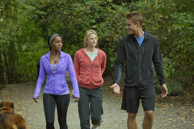 Still of Mamie Gummer, Justin Hartley and Aja Naomi King in Emily Owens M.D. (2012)