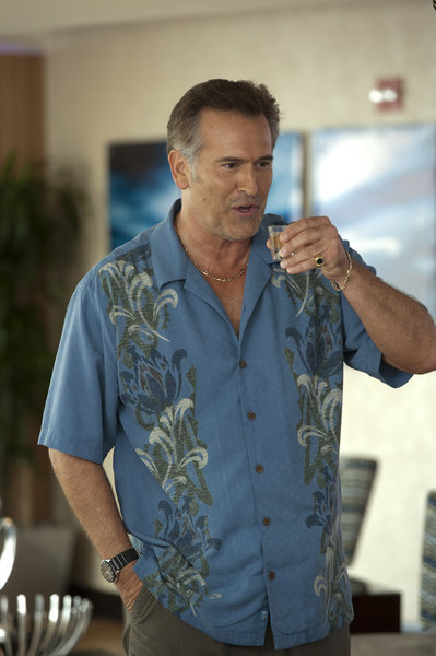 Still of Bruce Campbell in Vilko bilietas (2007)