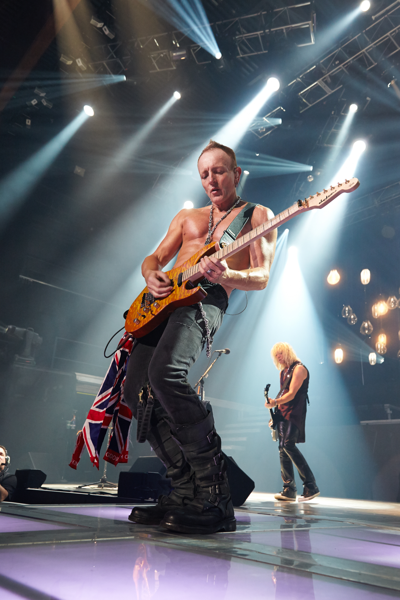 Still of Phil Collen in Def Leppard Viva! Hysteria Concert (2013)