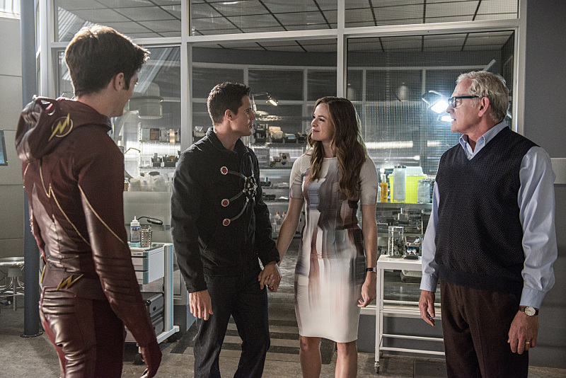 Still of Victor Garber, Danielle Panabaker, Robbie Amell and Grant Gustin in The Flash (2014)