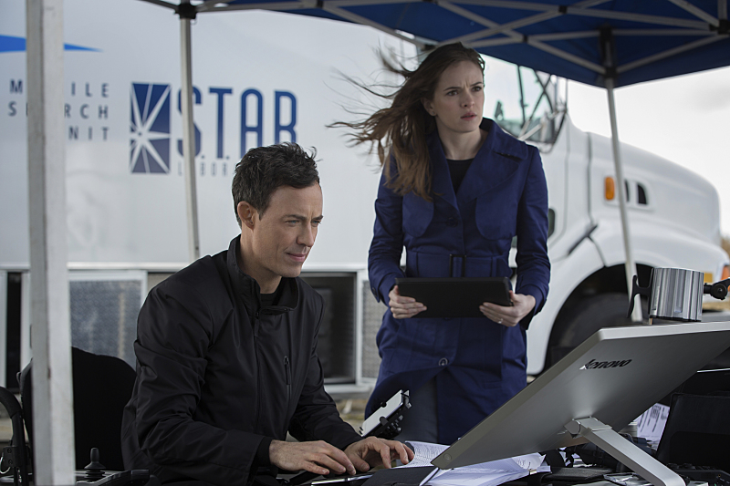Still of Tom Cavanagh and Danielle Panabaker in The Flash (2014)