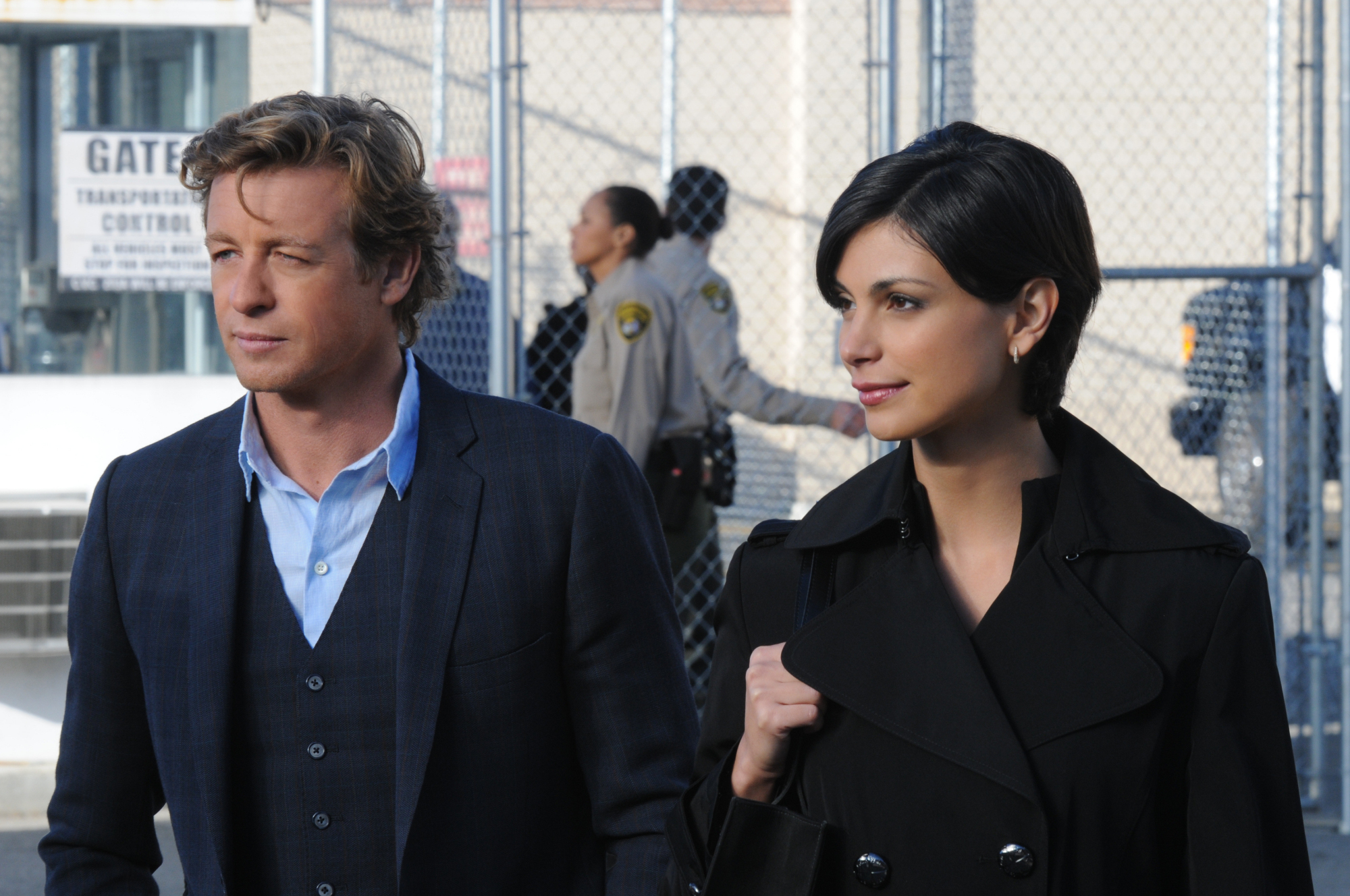 Still of Simon Baker and Morena Baccarin in Mentalistas (2008)