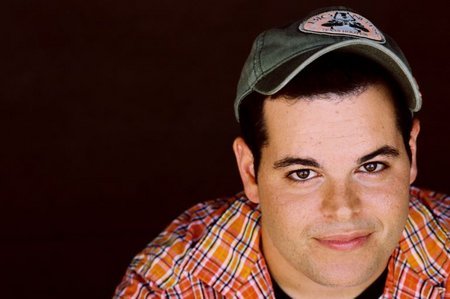 Josh Gad