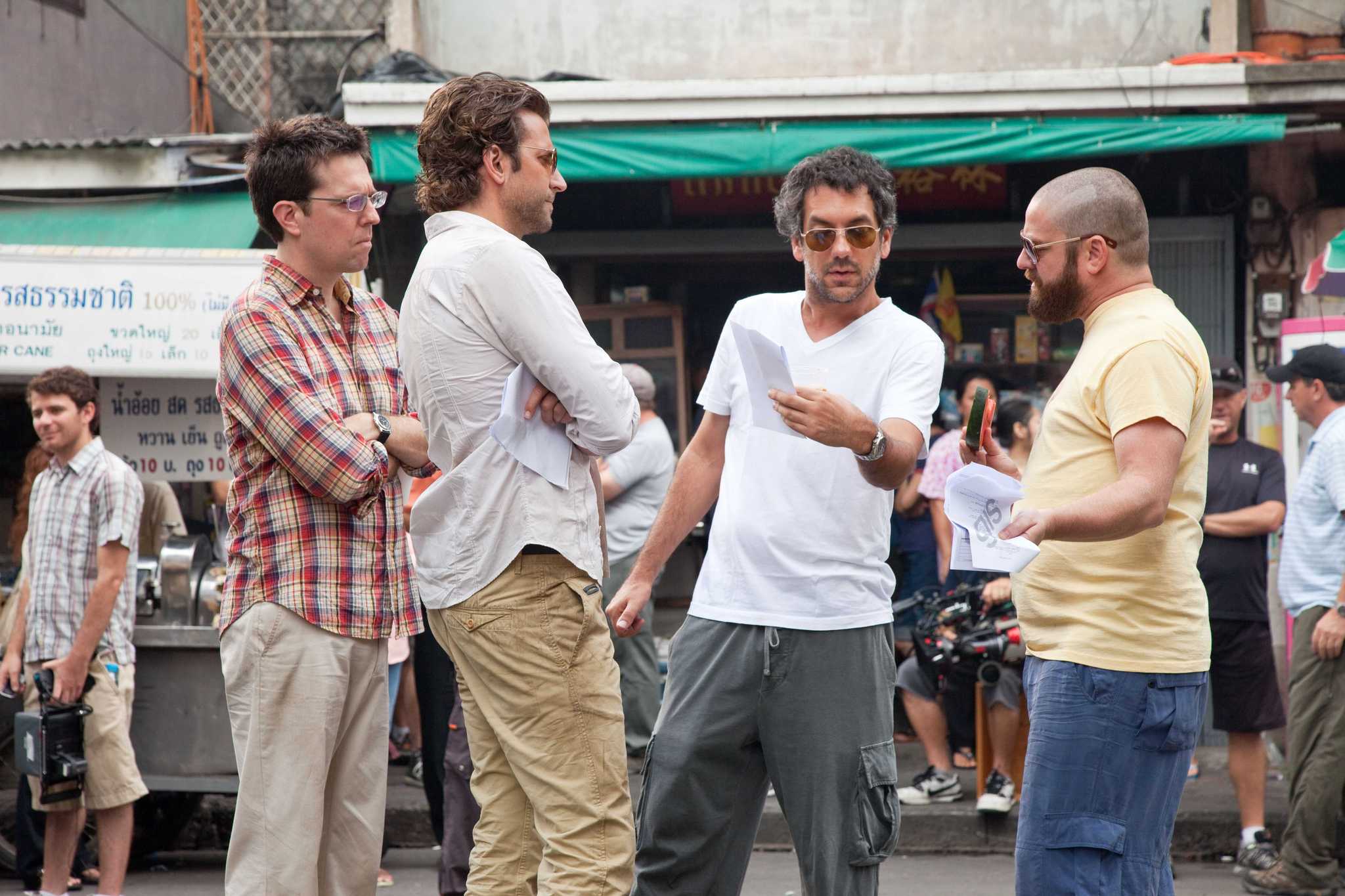 Still of Zach Galifianakis, Todd Phillips and Ed Helms in Pagirios Tailande (2011)