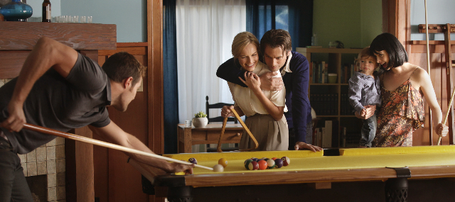 Still of Justin Kirk, Kate Bosworth and Krysten Ritter in L!fe Happens (2011)